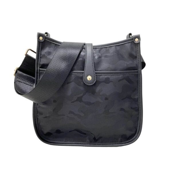 Now you can build your perfect bag! Pick your favorite color Nylon Courier and then pick your favorite style strap to build the perfect bag. All straps are interchangeable!Our beautiful Nylon Courier from the Threaded Pear is the perfect take anywhere bag