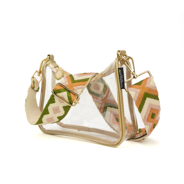 Create your ideal clear bag with Clear Lucy / Choose Your Strap! Select your preferred color and then choose a strap that matches your style. The best part? All straps are interchangeable! This versatile bag will be your go-to for the stadium