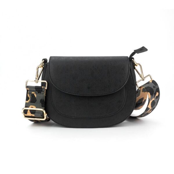 Attention all bag lovers! Create your dream bag by selecting your preferred color vegan leather bag and pairing it with a strap of your choice for the ultimate personalized accessory. Don't limit yourself