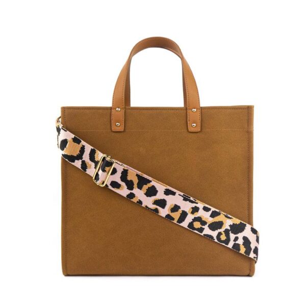Now you can build your perfect tote! Pick your favorite color Campbell Tote and then pick your favorite style strap to build the perfect bag. All straps are interchangeable!Our beautiful Campbell tote from the Threaded Pear is the perfect take anywhere