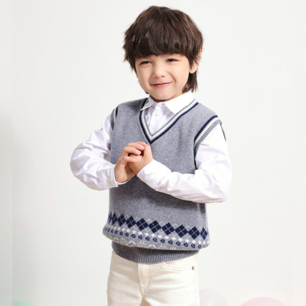 Material: This charming vest is made from 100% high-quality wool