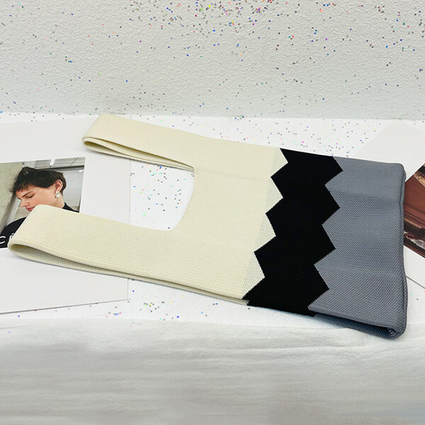 Cute Contrast Color Woven Handbag Bags WHITE-One_size SkuCY-!116631MaterialPolyester LiningPolyester FeatureContrast Color