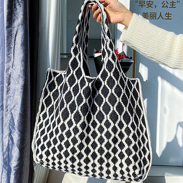 Rhombic Contrast Color Woven Handbag Bags BLACK-SMALL SIZE SkuCY-!116054MaterialPolyester LiningPolyester FeatureRhombic