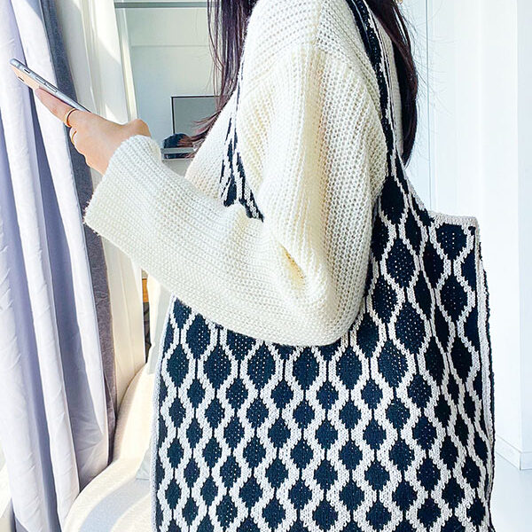 Rhombic Contrast Color Woven Handbag Bags BLACK-LARGE SIZE SkuCY-!116054MaterialPolyester LiningPolyester FeatureRhombic