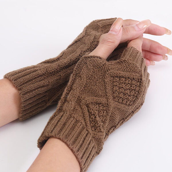 Simple 9 Colors Jacquard Knitting Gloves KHAKI-FREE SIZE SkuCY-!97053MaterialKnitting FeatureKeep Warm