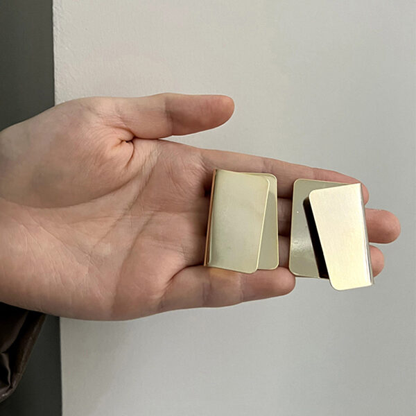 SkuCY-!113876MaterialAlloy FeatureGeometric OccasionOriginal Creation TypeEarrings Accessories ColorGOLD