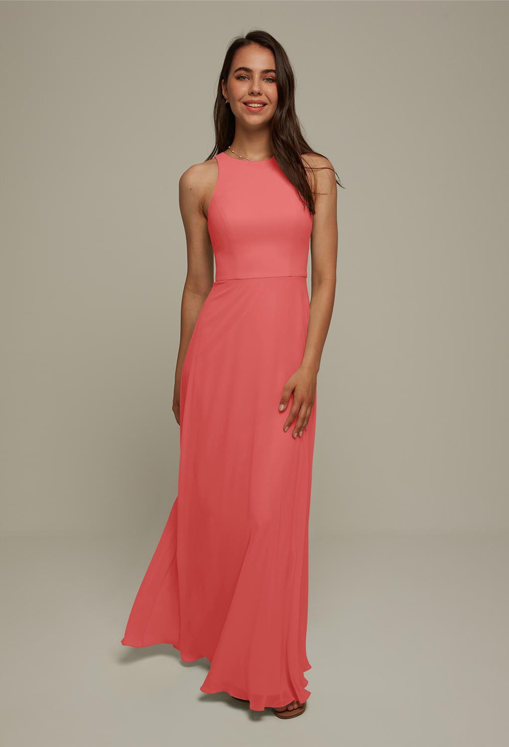 and offers a scoop neckline that sees the shoulders bared. Enjoy the cool comfort of the dres