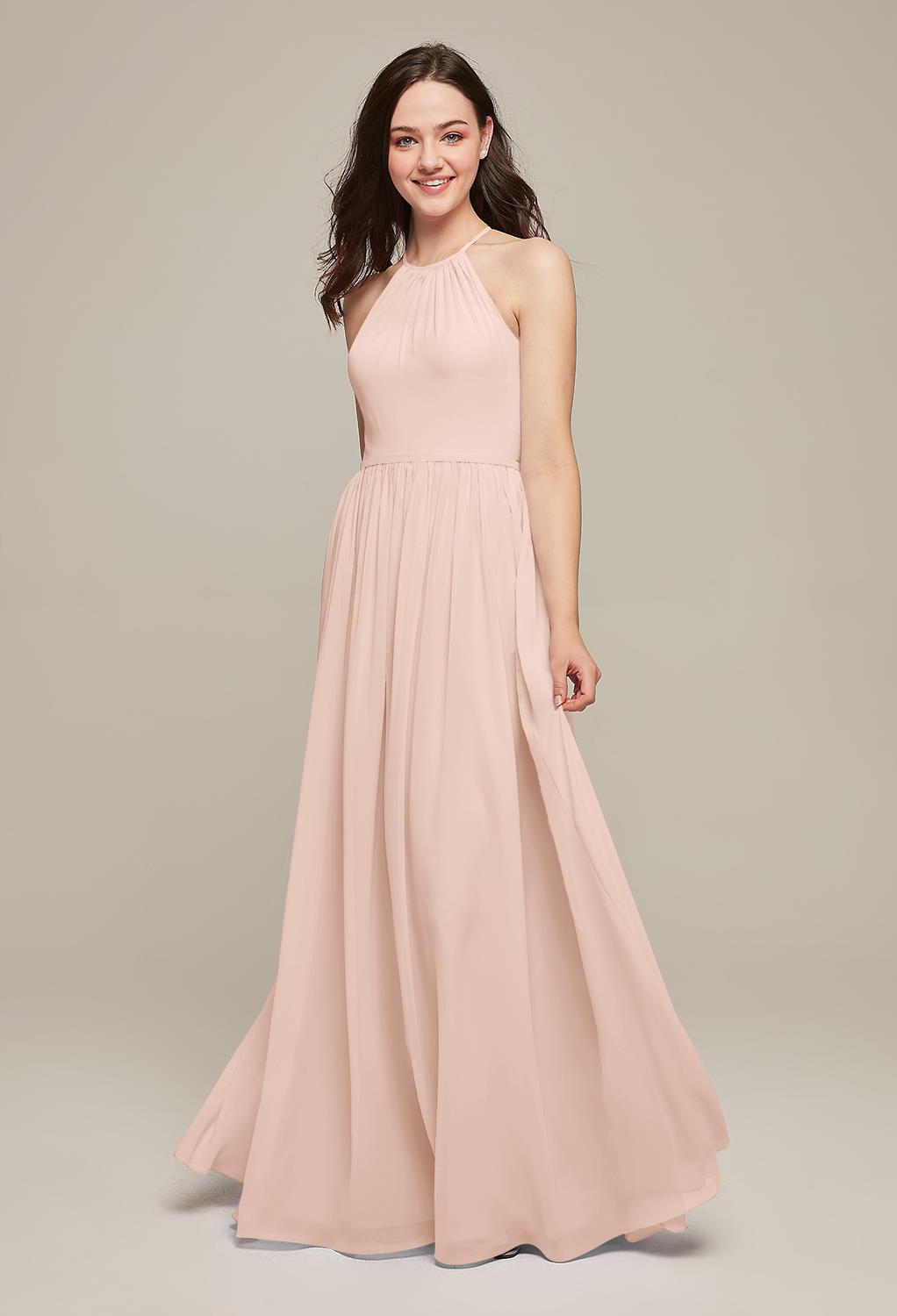 this dress is the perfect choice for when you want to dance the night away. Add a shawl for those chilly evenings