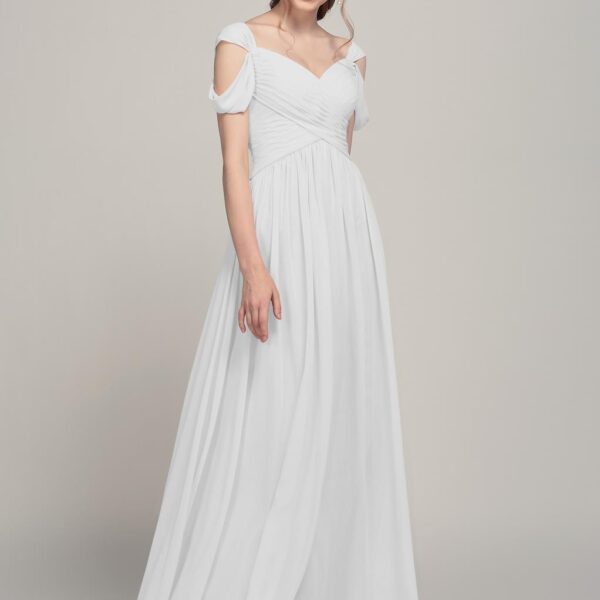 the Janette dress is a floor-length dress that will look radiant on a blushing bride. The design of the dress