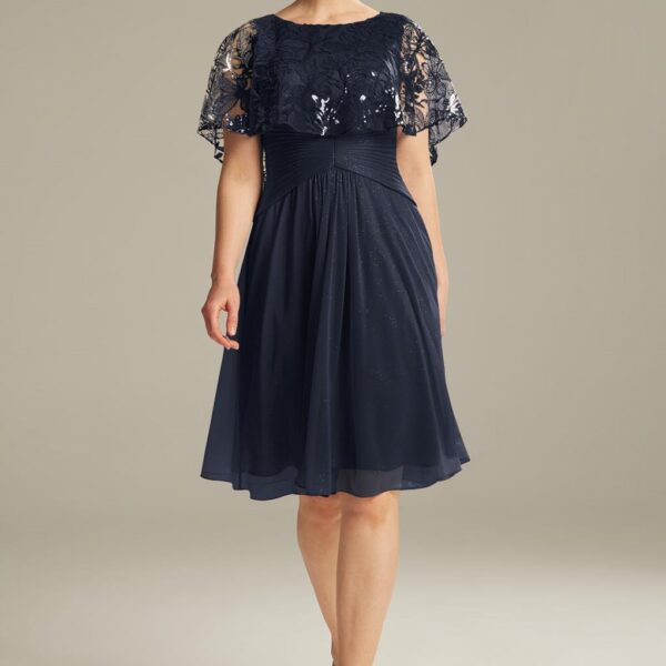 Moms should look no further for that chic modern dress that suits the evening dinner as AW Lilian dress is an option to try. The knee-length dress is made from high-quality glitter mesh with sequin creatively laced in the right places. The dress has butte