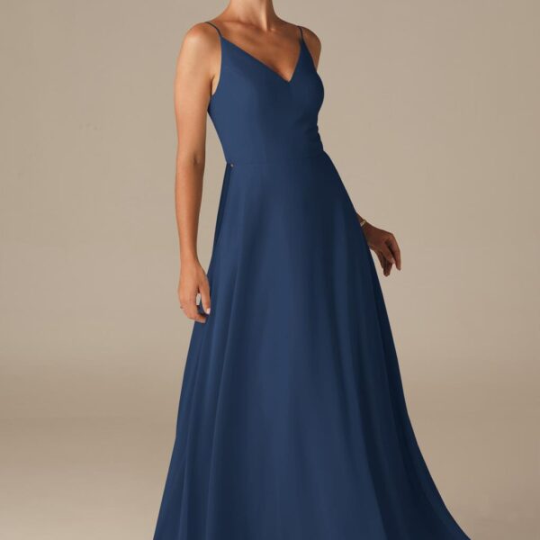 while the soft pleats will give you the gracefulness and movement you're looking for.As a bri