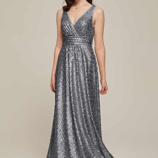 Shimmering elegance adds a romantic charm to the Louise dress. The plunging neckline and flattering cut of the dress makes it a great choice for the lady with curves to spare. Select your favorite color option and you are sure to be the radiant beauty who