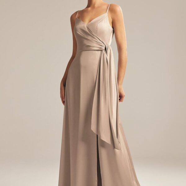 love-stricken bride (which is perfectly normal to be). Made with a gleeful