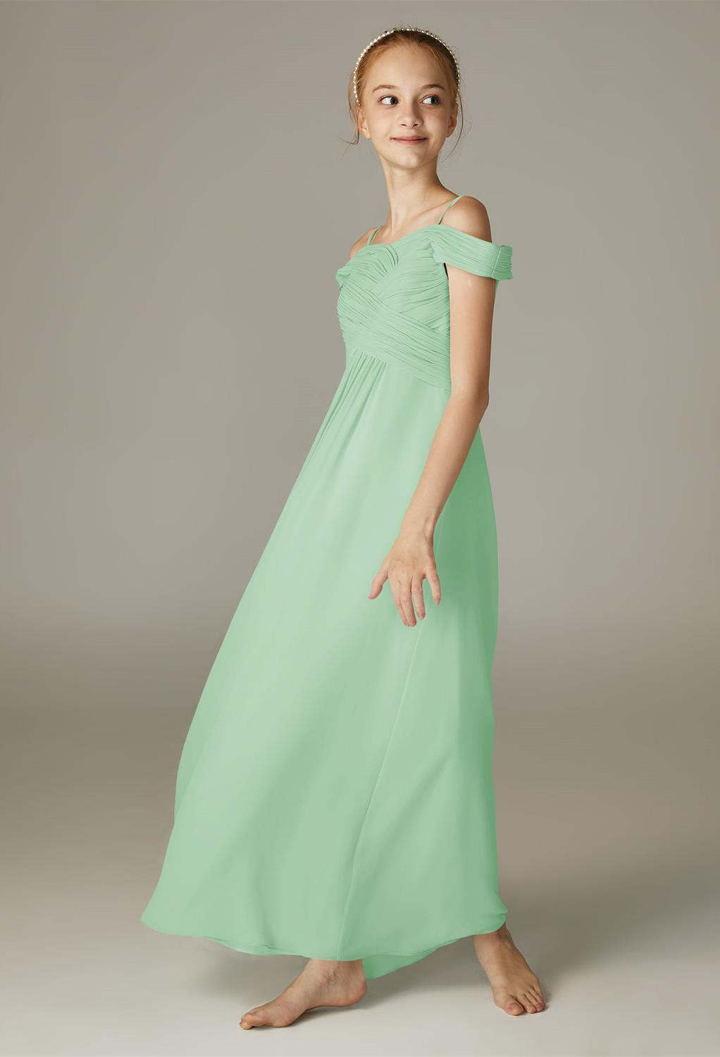 while the pleated chiffon lay
