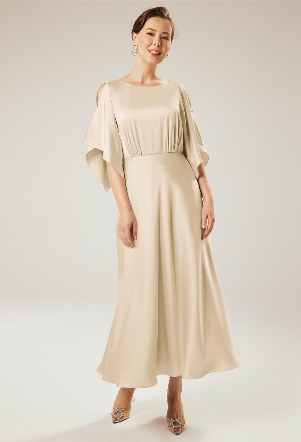 this A-line silhouette with ankle length is the go-to for every mom looking to slay in class and sim