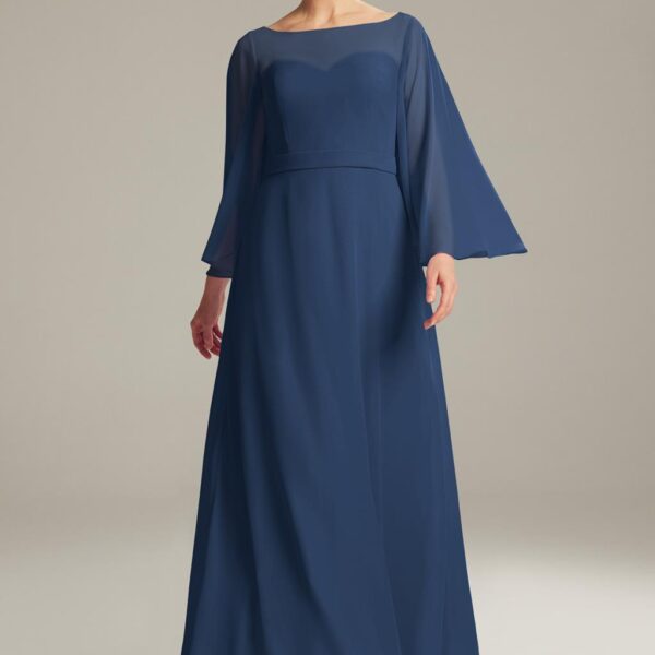 a lined bodice and an elegant bateau neckline make the Docia dress something truly remarkable for the mother of the bride to wear on her daughter's most magical day.The chiffon dress boasts a loose layered fit that is flattering an
