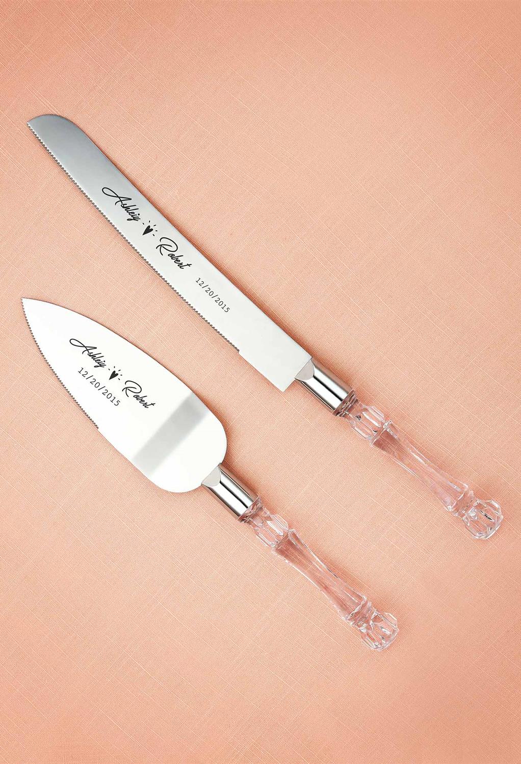 this set adds a touch of sophistication to your wedding. Perfect for creating cherished memories during cake cutting moments.