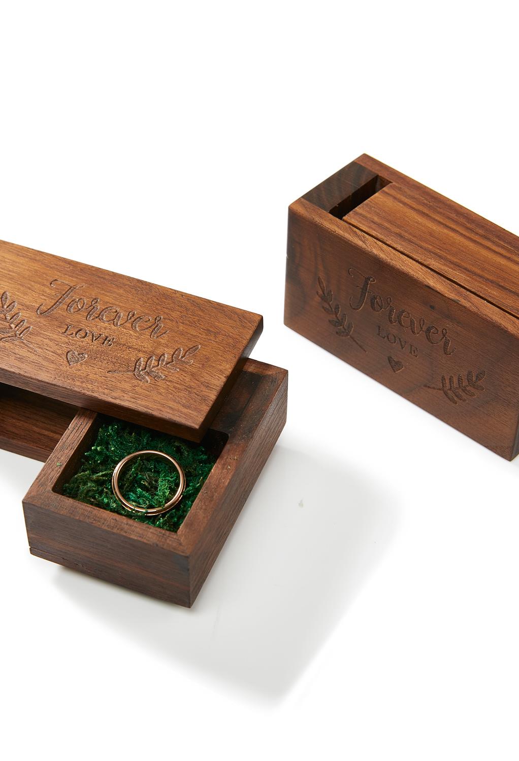 " this beautifully finished wooden ring bearer box keeps your rings secure for your big day. It's the perfect blend of elegance and function