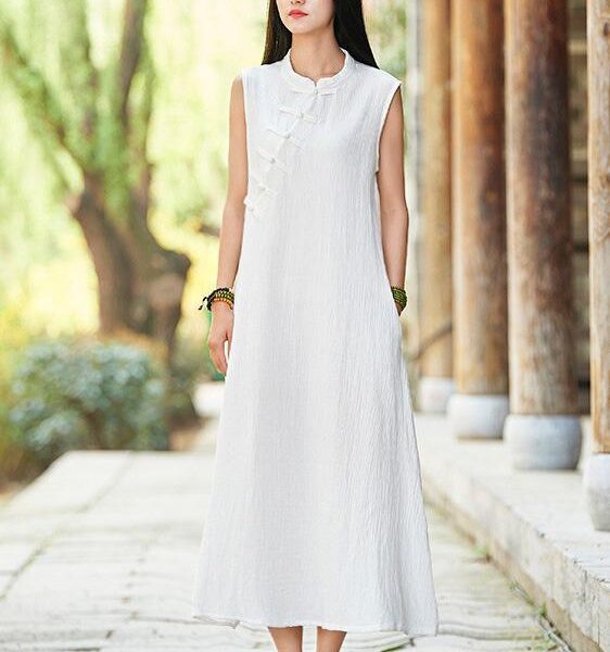 (We have provided this item's measurements to help you decide which size to buy.)    (Units/Inches)    Size   Bust   Shoulder   Length     Free size   36.2   14.6   46.1        (Units/Centimeters)