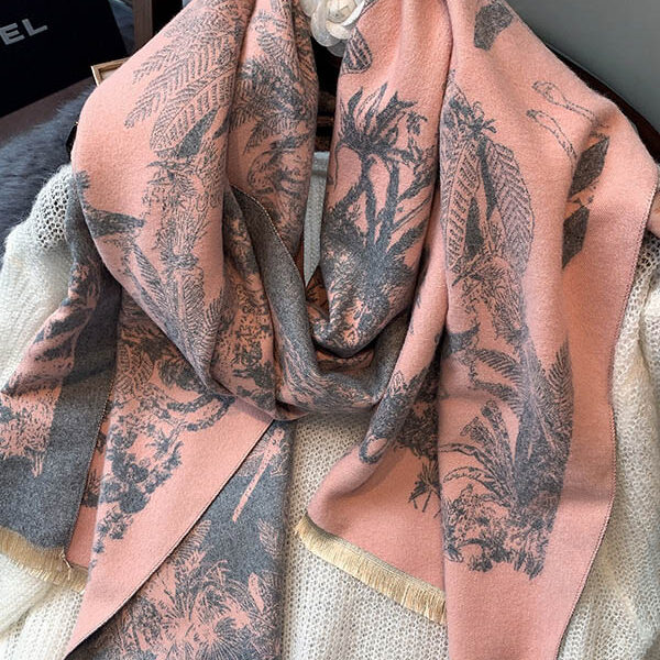 Imitation Cashmere Shawl Printed Warm Scarf PINK GRAY-FREE SIZE SkuCY-!69986MaterialImitated Cashmere StylePlus Size FeaturePrinted OccasionGoing out