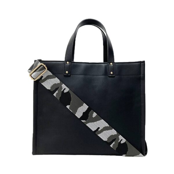 Now you can build your perfect tote! Pick your favorite color Campbell Tote and then pick your favorite style strap to build the perfect bag. All straps are interchangeable!Our beautiful Campbell tote from the Threaded Pear is the perfect take anywhere