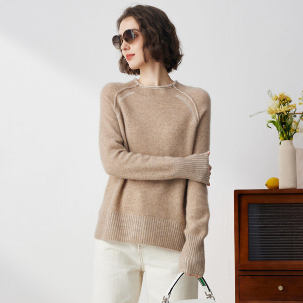 Elevate your wardrobe with our Elegant 100% Cashmere Crew Neck Sweater