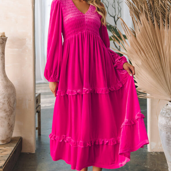 Get ready to charm everyone with this stunning shirred design