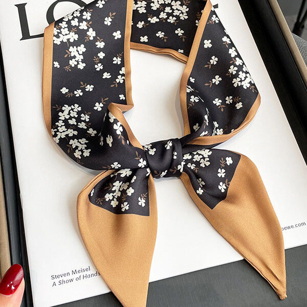 Floral Printed Contrast Color Shawl&Scarf BLACK-One_size SkuCY-!115302MaterialPolyester FeatureFloral Printed