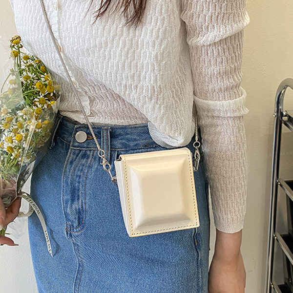 Fashion Solid Color PU Chocolate Shape Shoulder Bag WHITE-SMALL SIZE SkuCY-!105617MaterialPU FeatureSolid Color