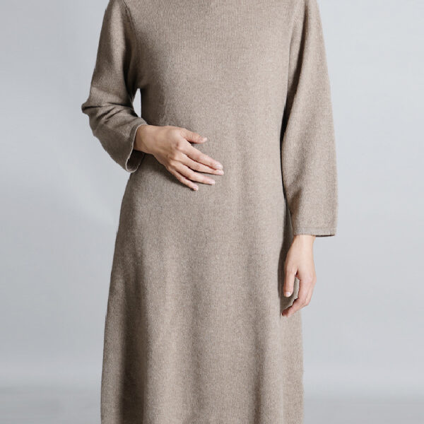 SkuCY-!111619Material100% CASHMERE StyleThree-quarter Sleeves FeatureSolid Color NecklineHigh-neck OccasionUrban