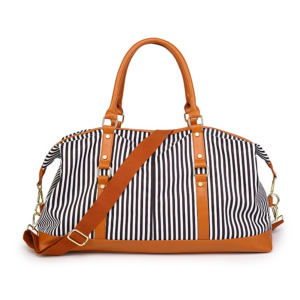 PRODUCT DESCRIPTIONThis is the perfect bag for everything! Made from durable anti-wrinkle canvas