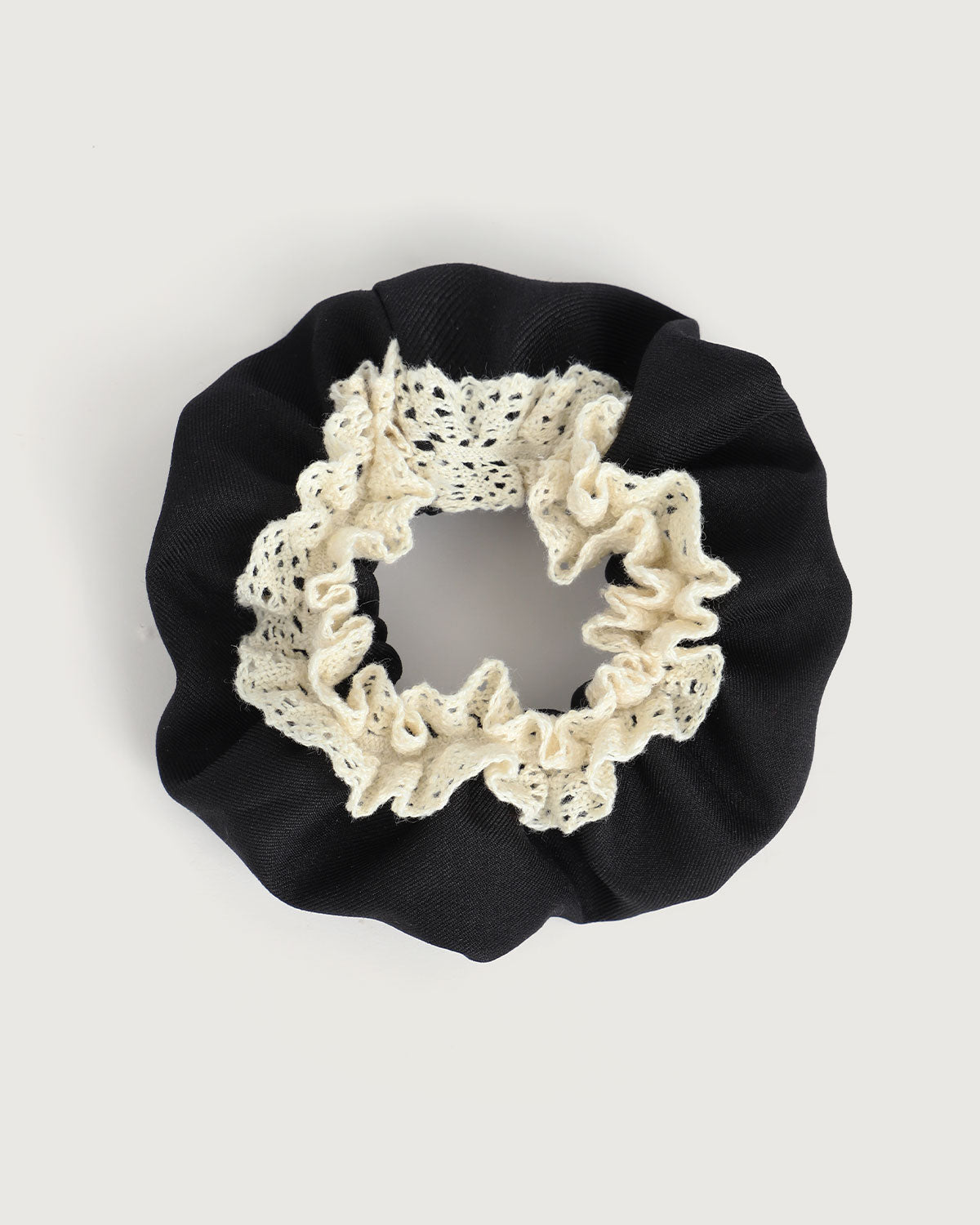 - Material: Cloth- Embellishment: Lace