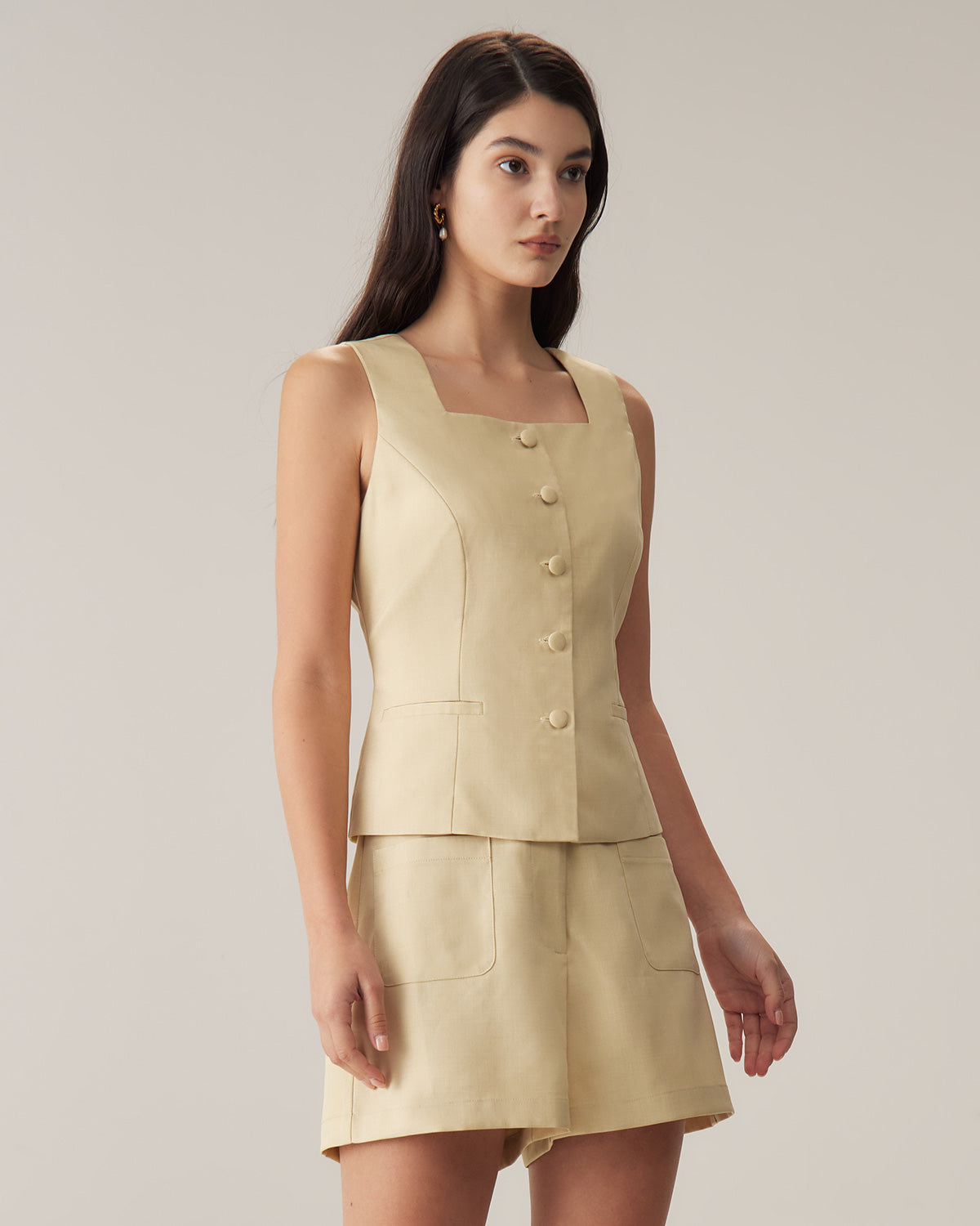 - Occasion: Daily - Fabric Stretch: No Stretch - Waist: Natural Waisted - Embellishment: Button