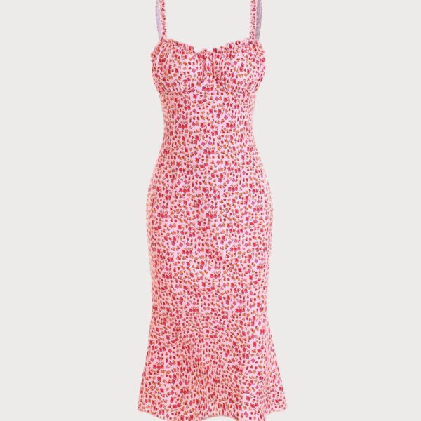 Fabric:It is made of Polyester. Polyester is an artificial fiber that feels soft