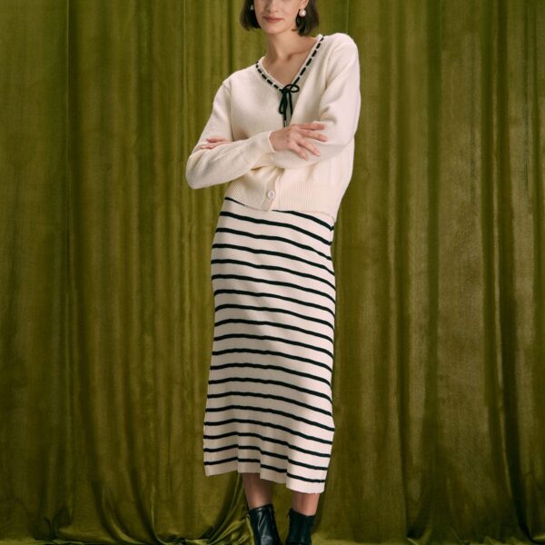 Details:- Beige- Work- Striped- Elastic Waist- High Waisted- Slim Fit- 50% Viscose