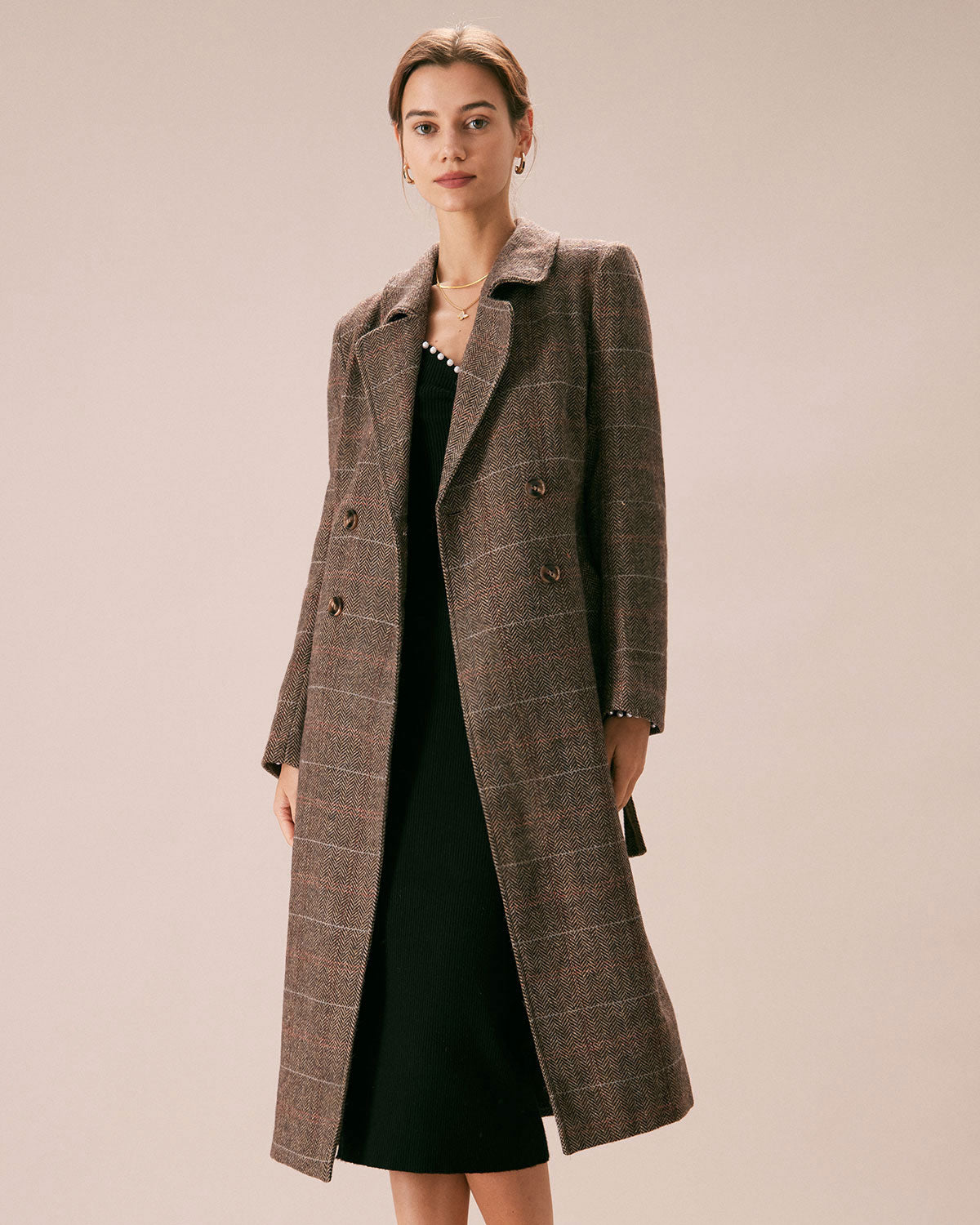 Details:- Belt- Double Breasted- Regular Fit- No StretchFabric:This Lapel Coat is made of Polyester. Polyester is an artificial fiber that feels soft