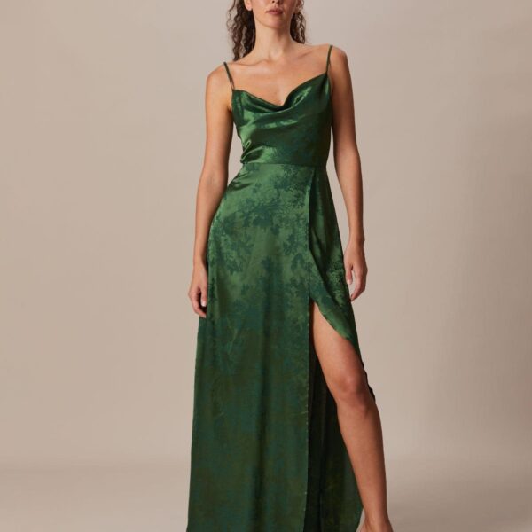 Details:- Formal- Slit- Sleeveless Maxi Dress- Satin- Maxi & Ankle Length- No Stretch- 100% PolyesterFabric:This Jacquard Maxi Dress is made of Polyester. Polyester is an artificial fiber that feels soft