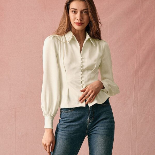 Details:- Spandex- Collar Blouse- Puff Sleeve Blouse- Ruffle hem- Button Up- Satin fabricFabric:This satin blouse is made of Spandex and Polyester. Spandex is lightweight and comfortable to wear