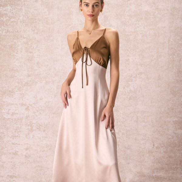 Details:- Material: Satin- Fabric: Polyester 97%