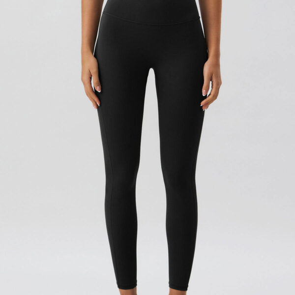 Style: Active Season: Spring