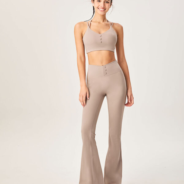 Style: Active Season: Spring