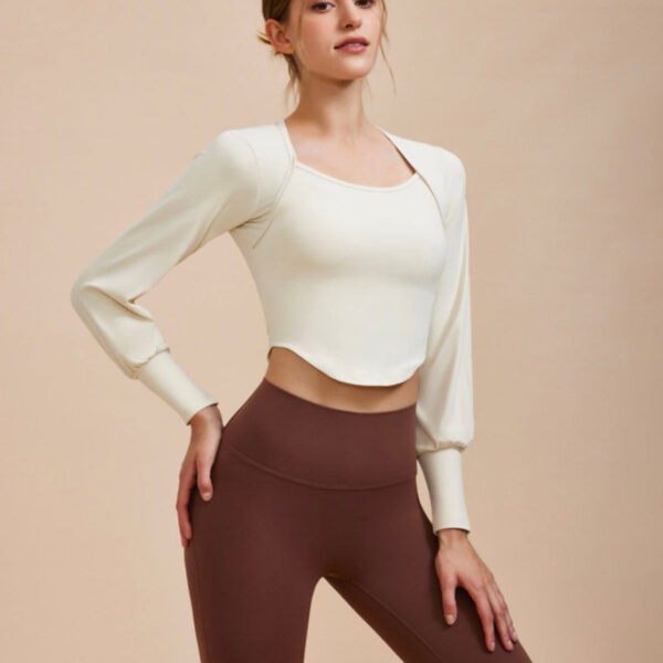 Style: Active Season: Spring