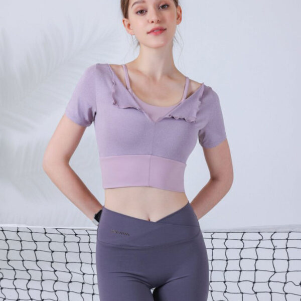 Style: Active Season: Spring