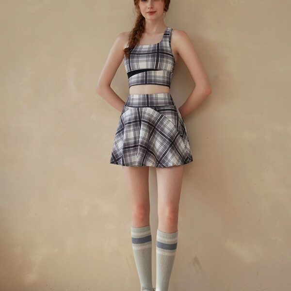 Style: Active Season: Spring