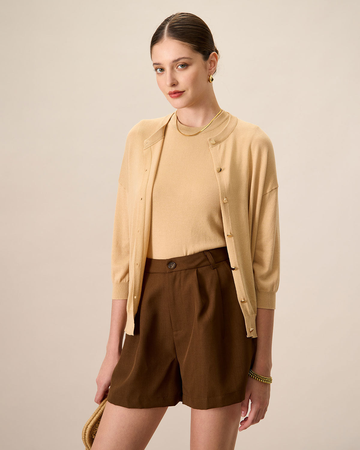 Fabric:This Ribbed Knit Top is made of TENCEL Lyocell and Nylon. Lyocell is a semi-synthetic fiber used to make textiles for clothing and other purposes. It is a form of regenerated cellulose made by dissolving pulp and dry jet-wet spinning. Nylon is a fl