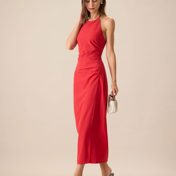Fabric:The Halter Maxi Dress is made of Polyester and Spandex. Polyester is an artificial fiber that feels soft