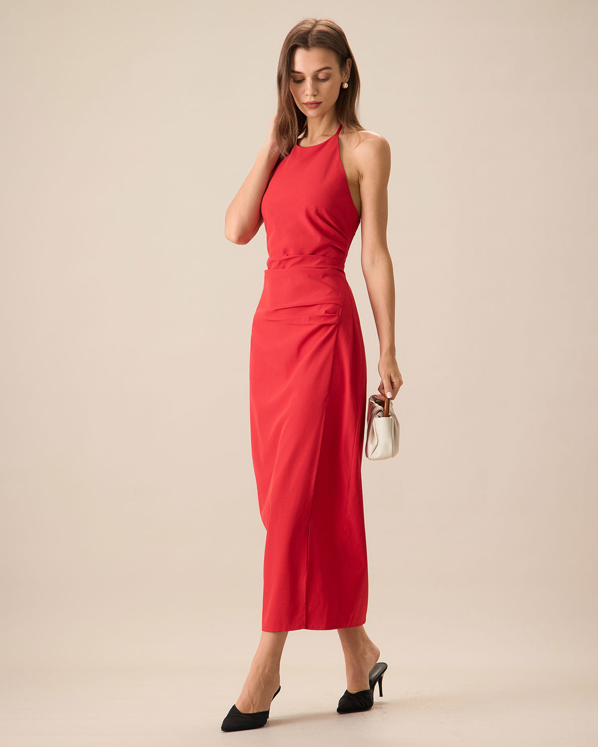 Fabric:The Halter Maxi Dress is made of Polyester and Spandex. Polyester is an artificial fiber that feels soft