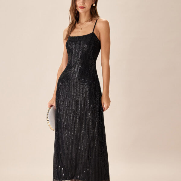 Fabric: This Slit Maxi Dress is made of Polyester. Polyester is an artificial fiber that feels soft