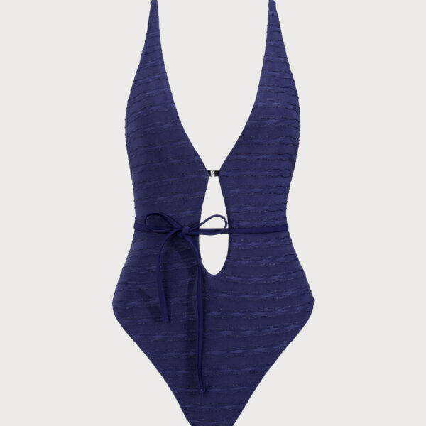 Back Neckline: X Cross Fabric Stretch: High Stretch Bra Style: Triangle Pattern Type: Geometric Embellishment: Textured