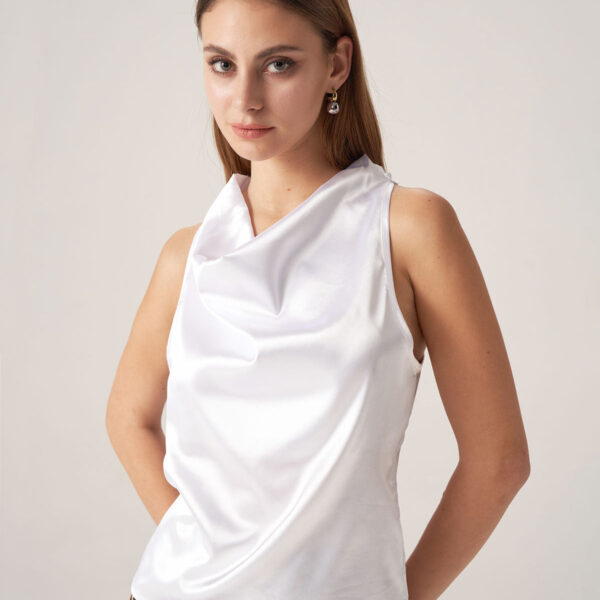 - Occasion: Daily - Top Length: Waist - Fabric Stretch: No Stretch - Embellishment: Draped